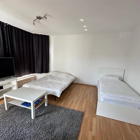 Apartment Komplette 40 Qm Mit Garage, Terrasse Niedernhausen